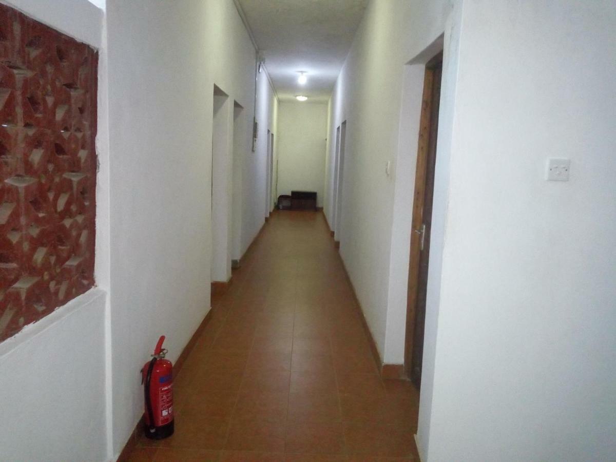 Prestige Holiday Resort Малинди Екстериор снимка